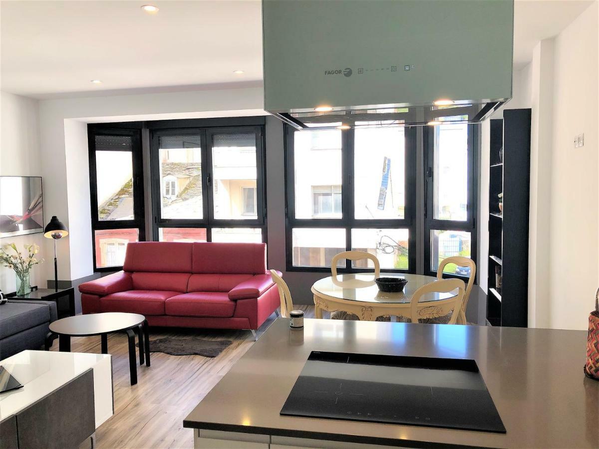 4 Apartamentos De Autor Lugo Eksteriør billede